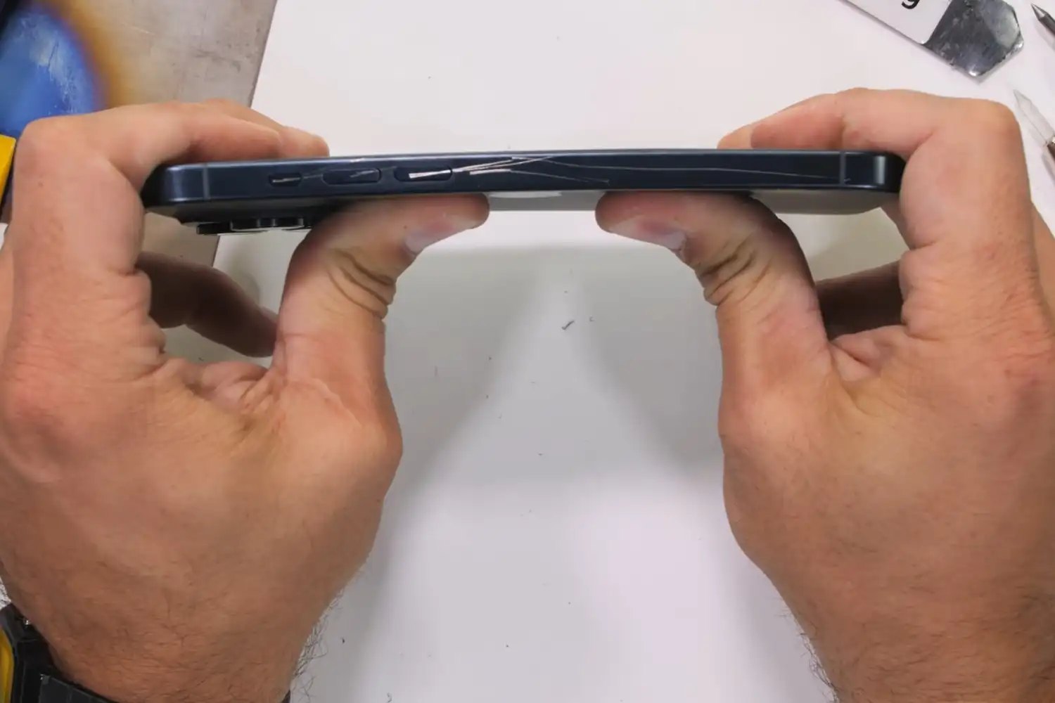 Apple iPhone 15 Pro Max Durability Test by JerryRigEverything