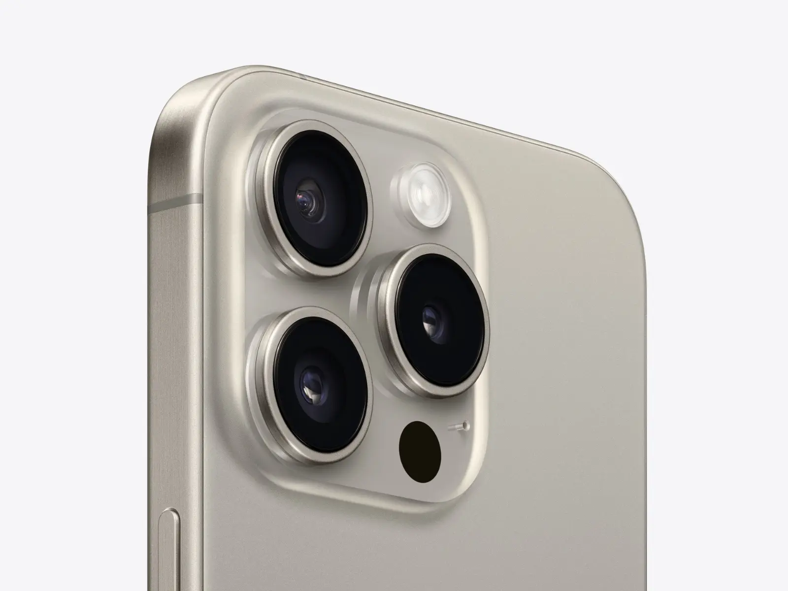 Apple iPhone 15 Pro camera setup